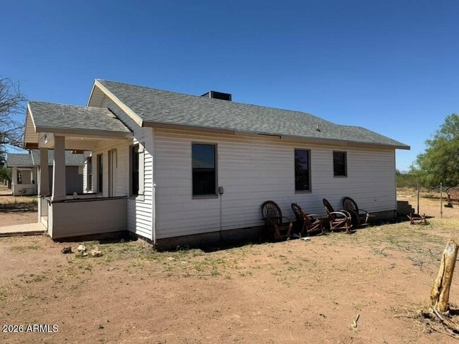Building Photo - 2132 N Cougar Pl
