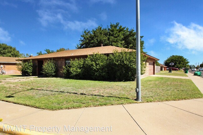 Building Photo - 3 br, 2 bath House - 4000 North Mescalero ...