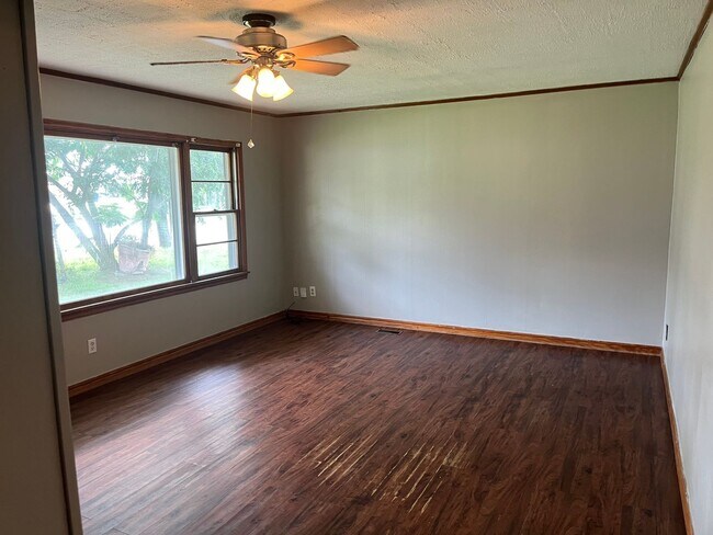 Foto del edificio - *$1200 Move In Special*