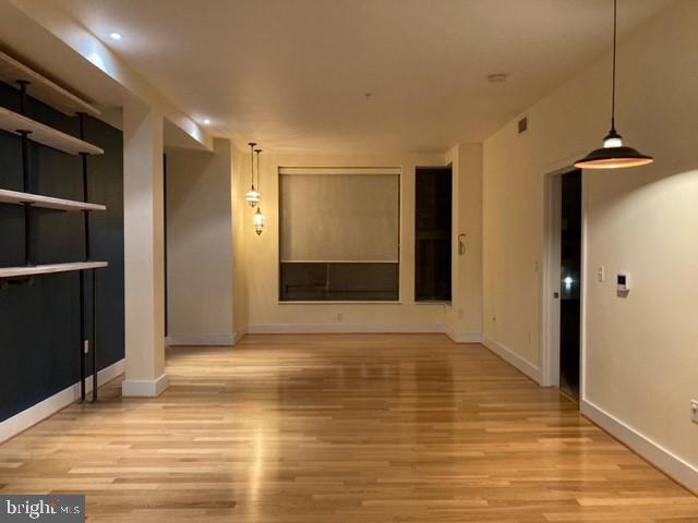 Foto del edificio - 1435 Chapin St NW