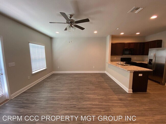 Building Photo - 3 br, 2.5 bath House - 5821 Bay Place