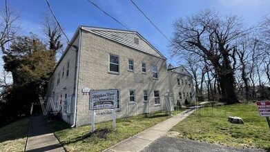 Building Photo - 313 2nd Ave