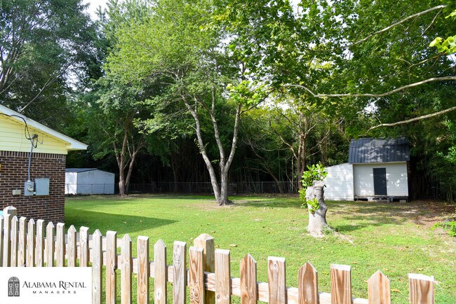 Building Photo - *COMING SOON!* Charming Home for Rent In J...