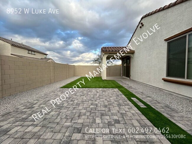 Building Photo - BRAND NEW GLENDALE HOME!