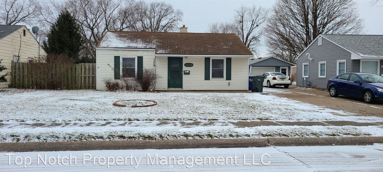 Primary Photo - 2 br, 1 bath House - 2316 N Michigan Ave