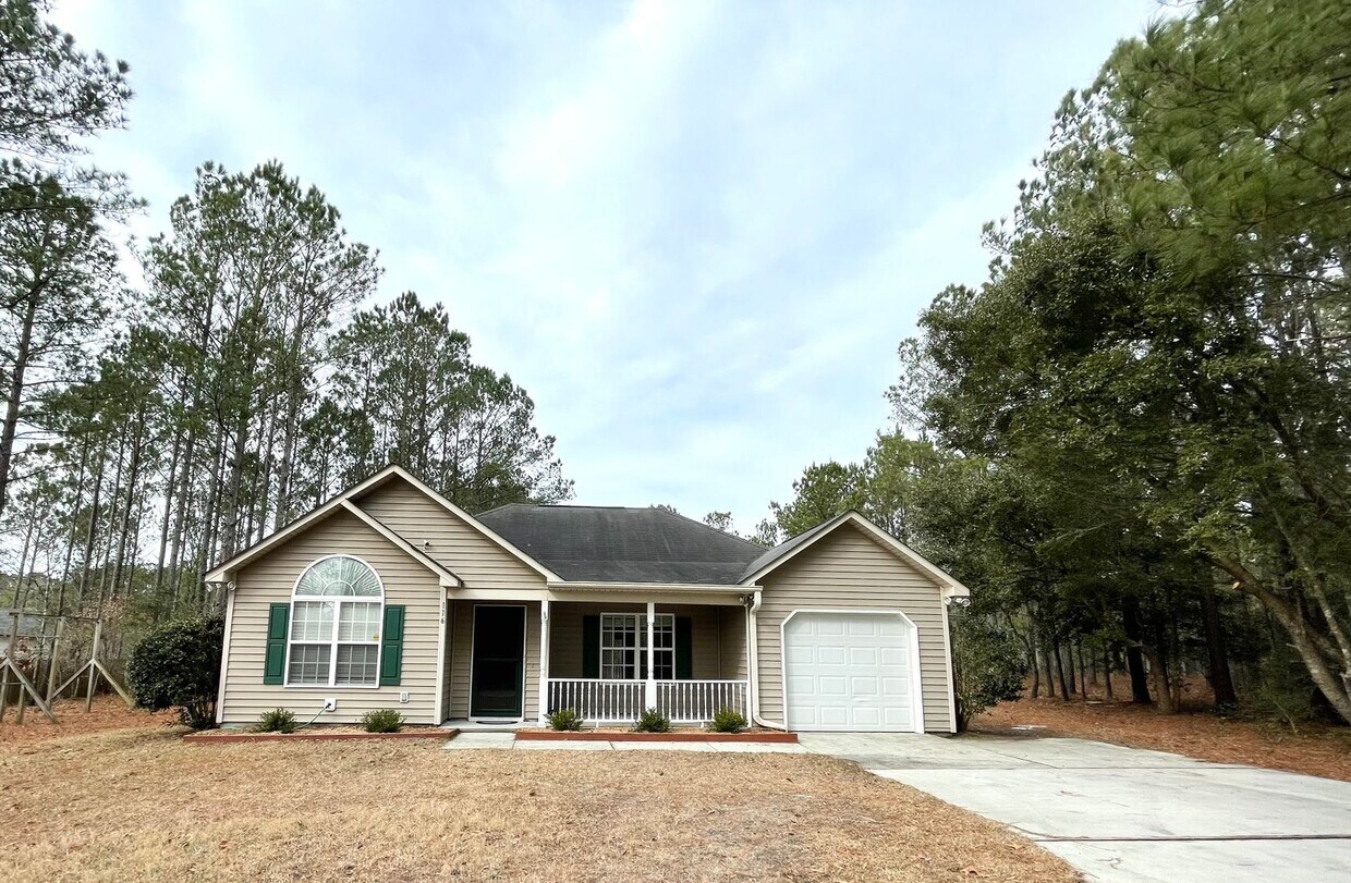 to Old Folkstone Estates! House Rental in Holly Ridge, NC