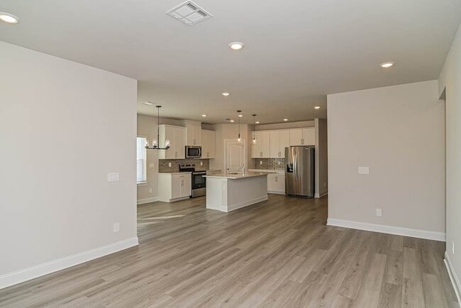 Foto del edificio - 1312 Bluffton Cir