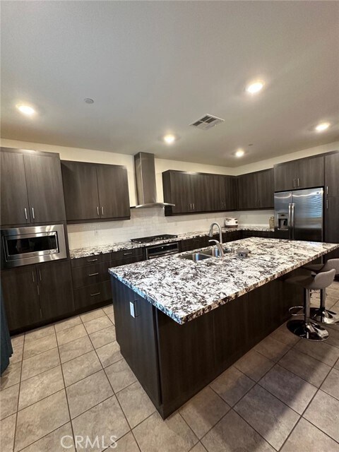 Building Photo - 161 Cadence