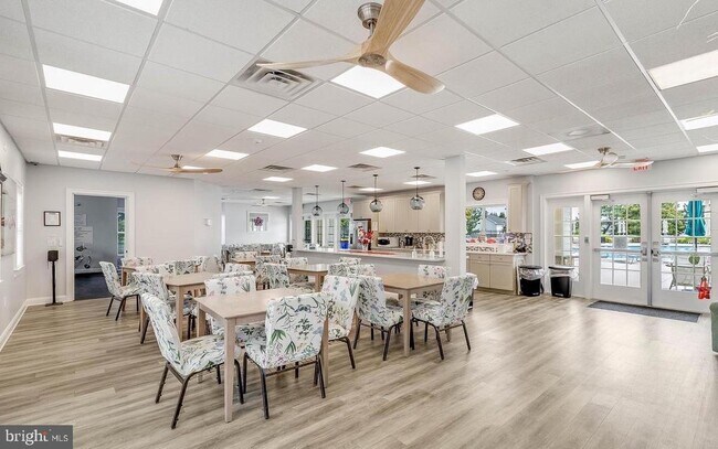 Foto del edificio - 24119 Hammerhead Dr