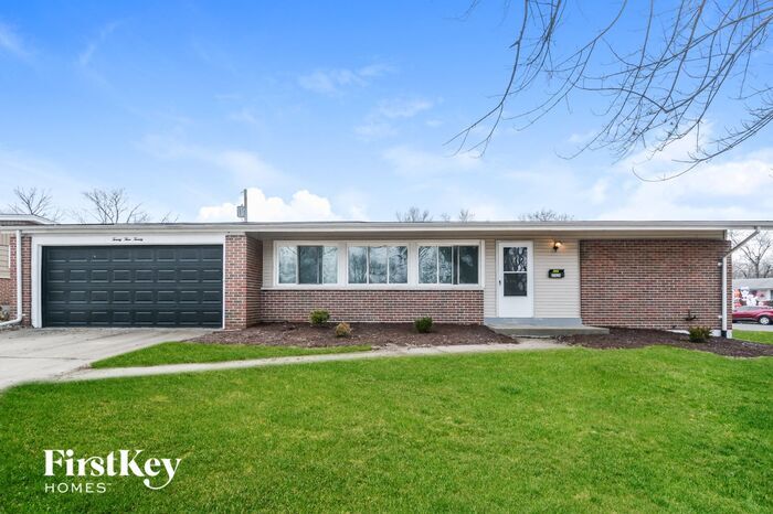 Primary Photo - 2320 Palomino Ln