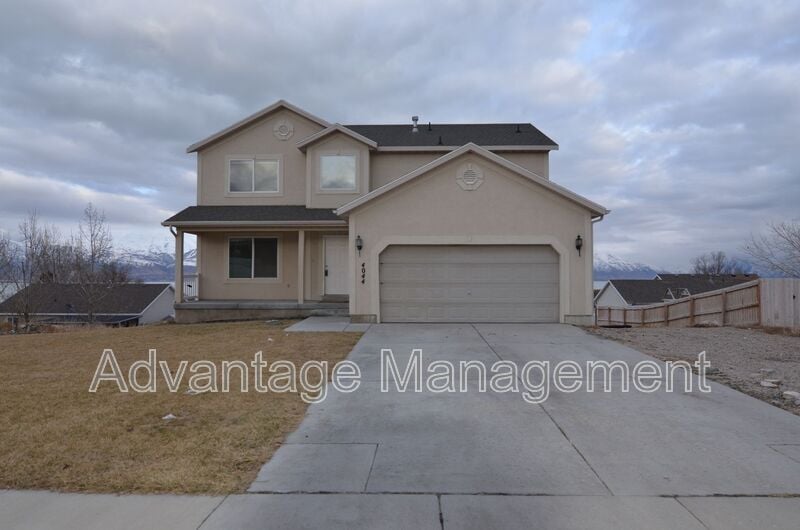 Primary Photo - 4044 S Lake Vista Dr