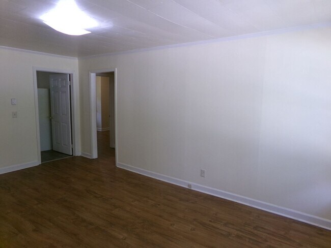 Building Photo - Southern Roots Apartments