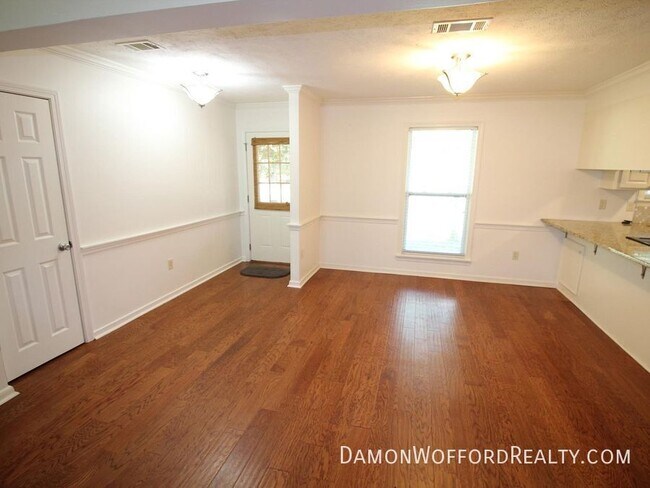 Foto del edificio - 120 Bellegrove Cir