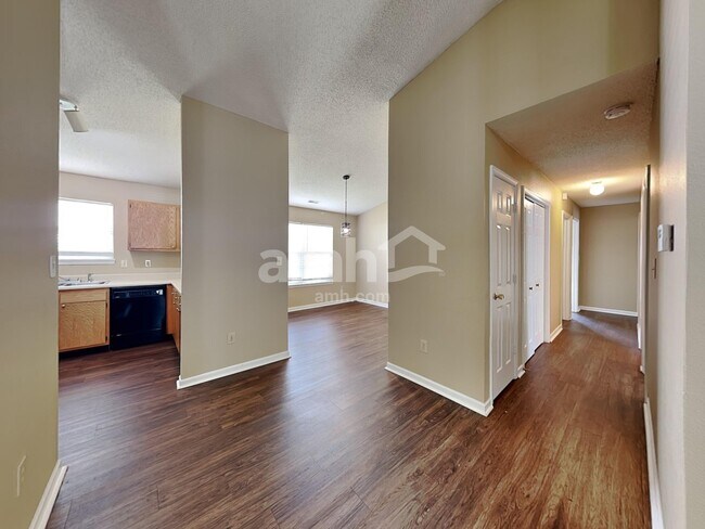 Building Photo - 8036 Whistlewood Dr