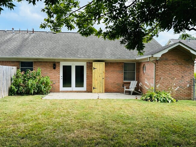 Building Photo - 3239 Jack Gray Dr