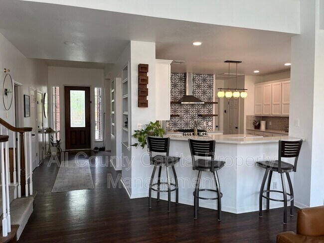 Foto del edificio - 2934 Sussex Gardens Ln