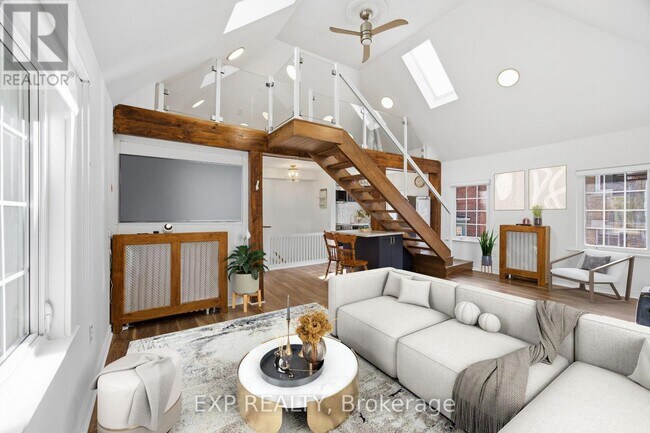 Photo du bâtiment - 34 High Park Blvd