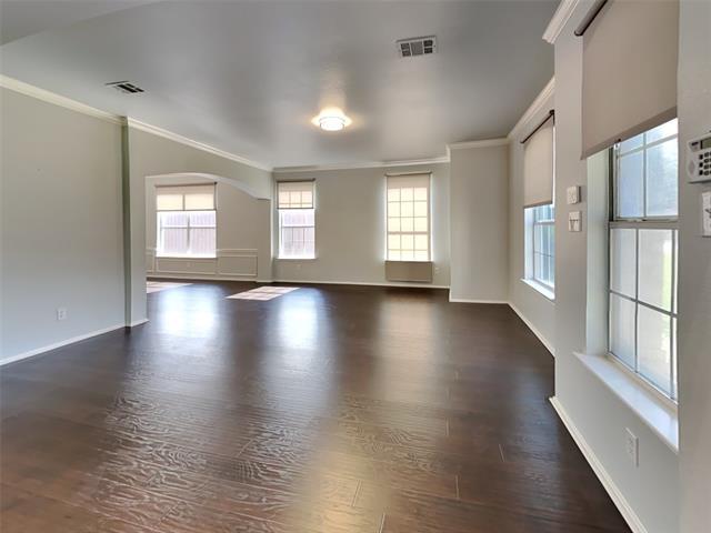 Building Photo - 1505 Spring Hollow Ln