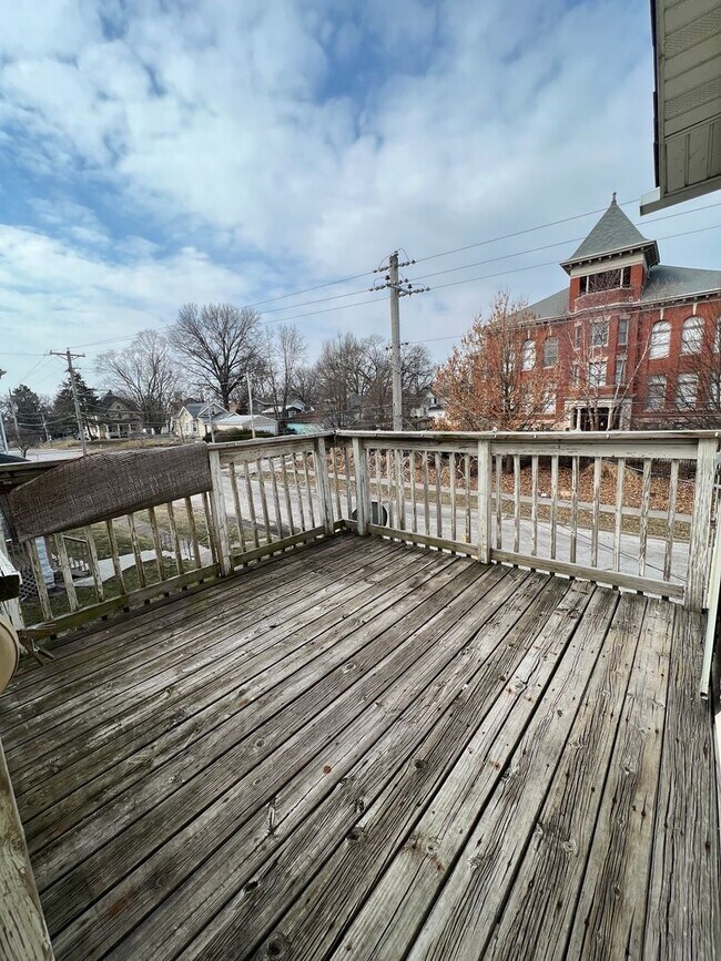 Foto del edificio - 827-829 W 15th Street