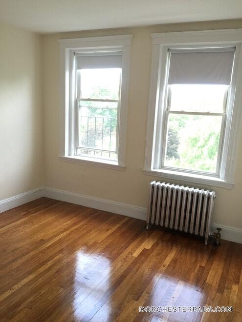 Primary Photo - 127 Washington St