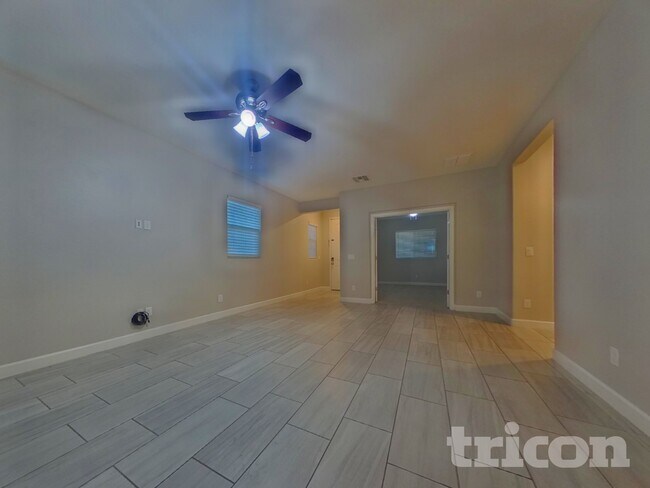 Building Photo - 17142 W Seldon Ln