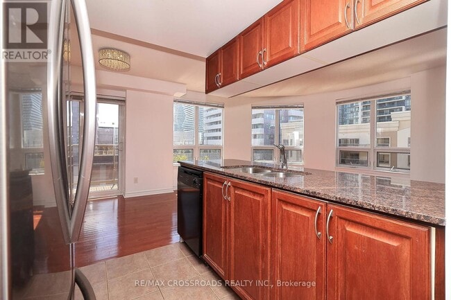 Building Photo - 350 Princess Royal Dr