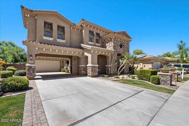 Building Photo - Amazing 5 bedroom home in South Chandler!