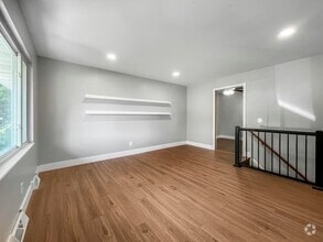Building Photo - 1117 Dauphine Ln
