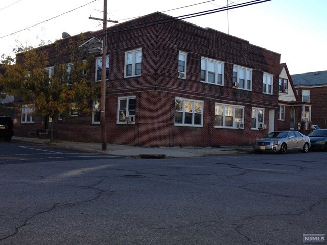 Building Photo - 32-34 Halstead St