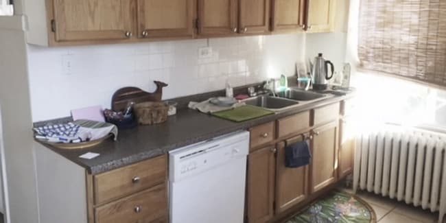 Building Photo - 733 Elm St