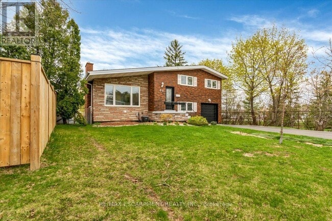 Building Photo - 58 Columbia Dr