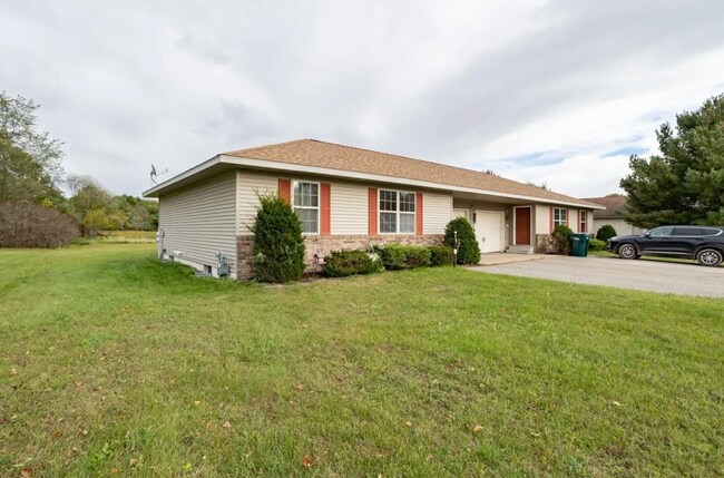 Building Photo - 6305 Teagan Ln
