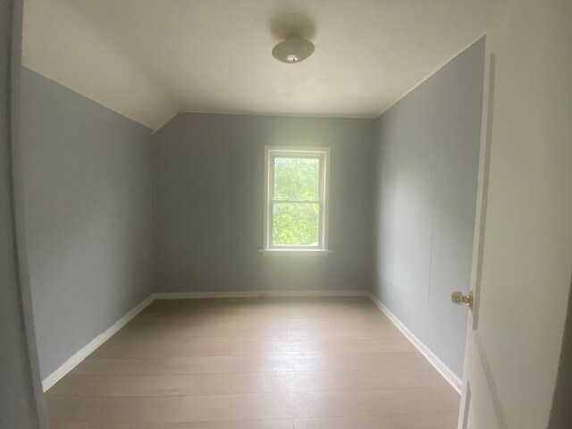 Foto del edificio - 4348 E 77th St