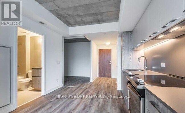 Building Photo - 30 Baseball Pl