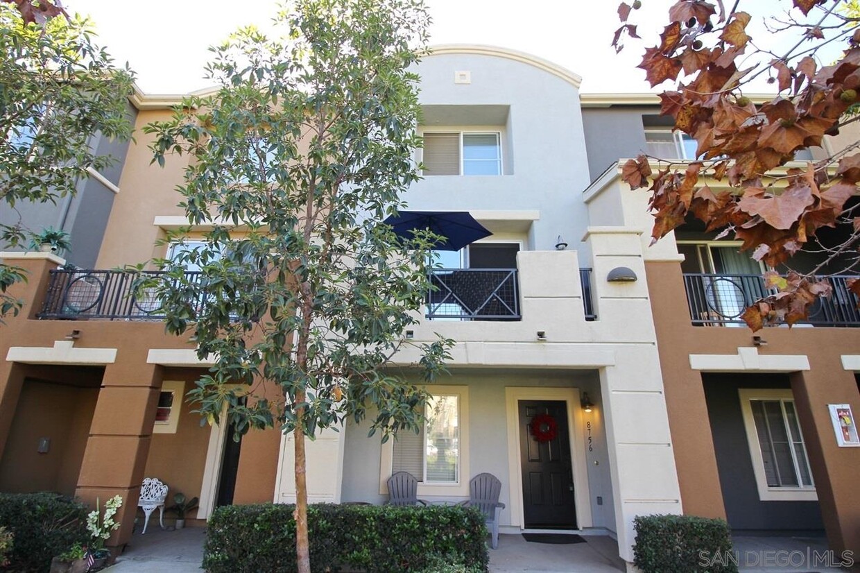 Foto principal - 8756 Esplanade Park Ln