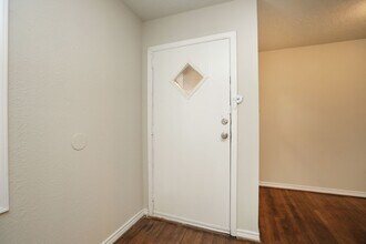 Building Photo - 718 Champs St