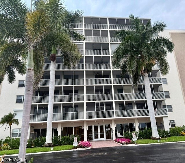 Building Photo - 3 Bluebill Ave