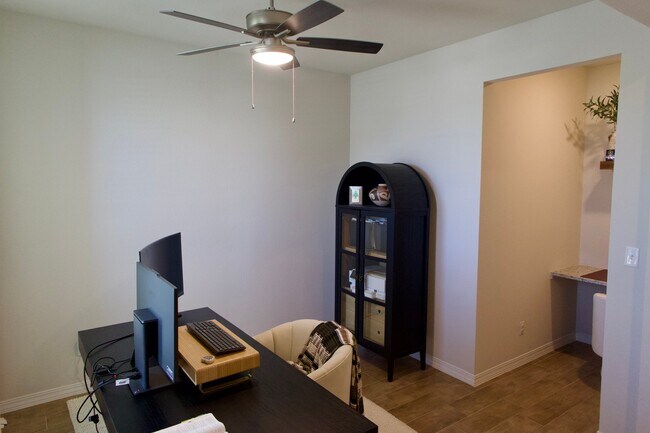 Foto del edificio - 51030 Hop Sage Pl