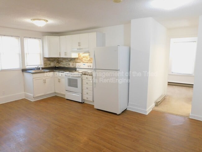 Photo - 810 Brent St SW Townhome