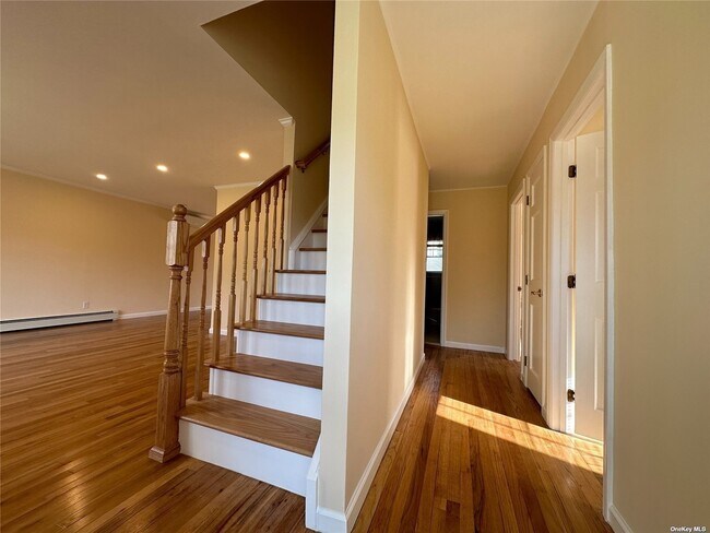 Building Photo - 46 Preston Ln
