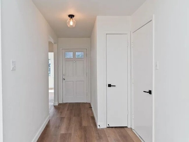 Building Photo - 10307 Staghill Dr