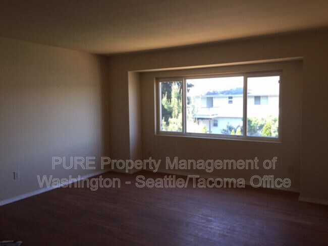 Building Photo - 9816 20th Ave SW