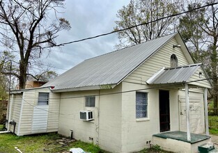 Building Photo - 2209 34th St