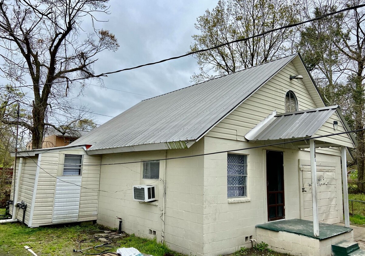Primary Photo - 2209 34th St