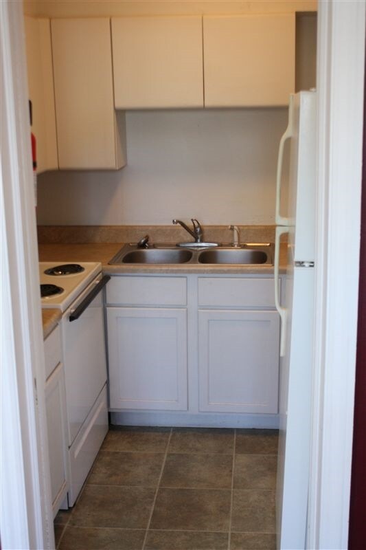 kitchen - Parkmont Apartments