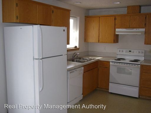 Building Photo - 3 br, 1.5 bath House - 2316 NE Stapleton Road