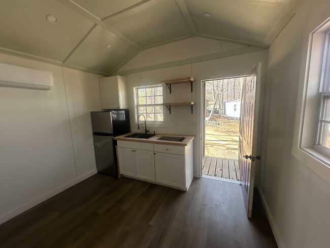 Foto del edificio - 2015 Union School Rd SW