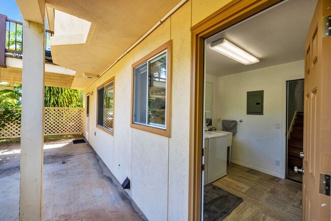 Building Photo - 2641 Moolio Pl