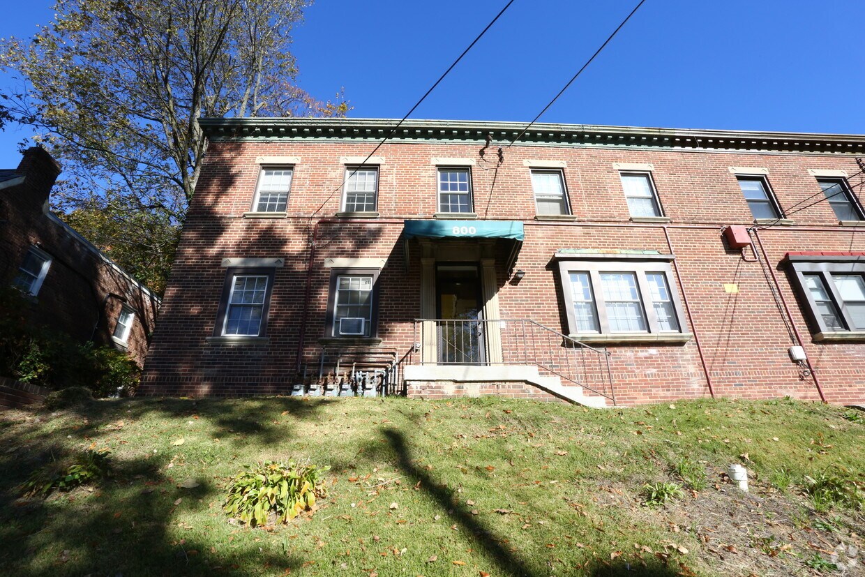 Foto del edificio - 800 Taylor St NE