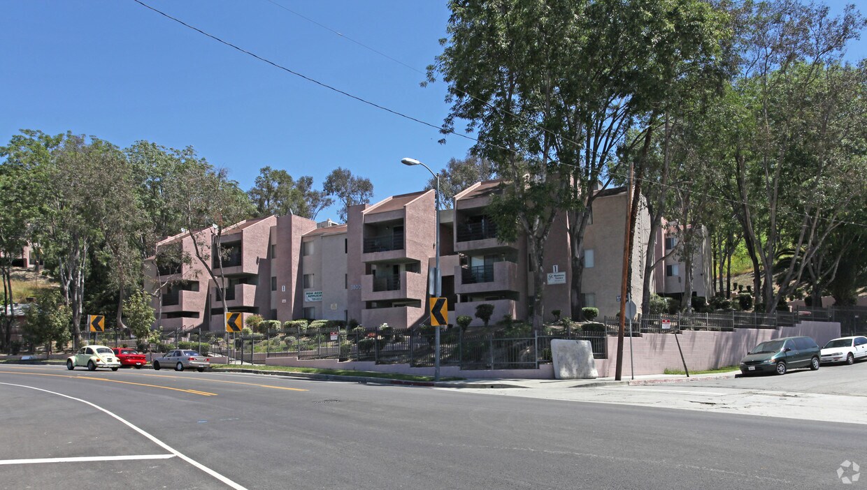 Primary Photo - Monterey Terrace